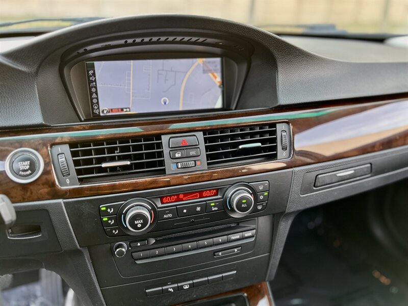 2011 BMW 328i YouTube VIDEO  6-SPEED MANUAL TRANSMISSION RARE  88K LOW MILES - Photo 24 - Stafford, TX 77477