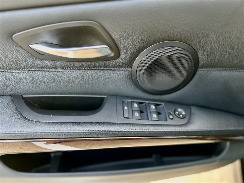 2011 BMW 328i YouTube VIDEO  6-SPEED MANUAL TRANSMISSION RARE  88K LOW MILES - Photo 27 - Stafford, TX 77477