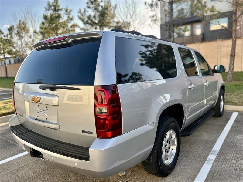 2012 Chevrolet CHEVROLET SUBURBAN LT DVD LEATHER HEATSEAT BOSE WOOD 8PASS YOUTUBE VIDEO   - Photo 13 - Stafford, TX 77477