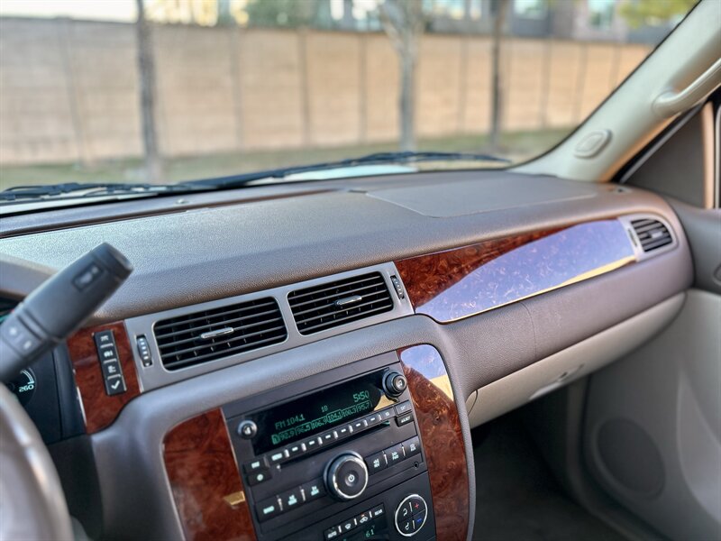 2010 Chevrolet CHEVROLET TAHOE LT LEATHER TEXAS EDITION 64K MILES YOUTUBE VIDEO   - Photo 55 - Stafford, TX 77477