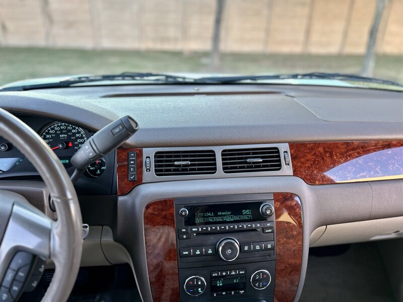 2010 Chevrolet CHEVROLET TAHOE LT LEATHER TEXAS EDITION 64K MILES YOUTUBE VIDEO   - Photo 56 - Stafford, TX 77477