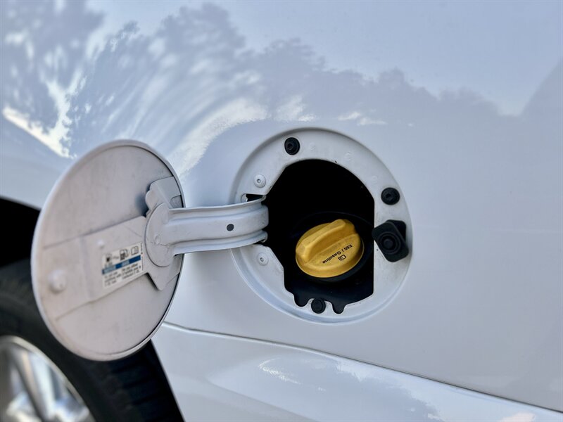 2010 Chevrolet CHEVROLET TAHOE LT LEATHER TEXAS EDITION 64K MILES YOUTUBE VIDEO   - Photo 40 - Stafford, TX 77477