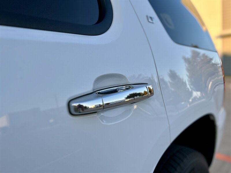 2010 Chevrolet CHEVROLET TAHOE LT LEATHER TEXAS EDITION 64K MILES YOUTUBE VIDEO   - Photo 37 - Stafford, TX 77477