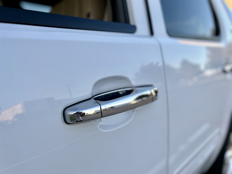 2010 Chevrolet CHEVROLET TAHOE LT LEATHER TEXAS EDITION 64K MILES YOUTUBE VIDEO   - Photo 36 - Stafford, TX 77477