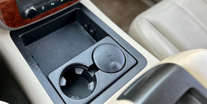 2010 Chevrolet CHEVROLET TAHOE LT LEATHER TEXAS EDITION 64K MILES YOUTUBE VIDEO   - Photo 54 - Stafford, TX 77477