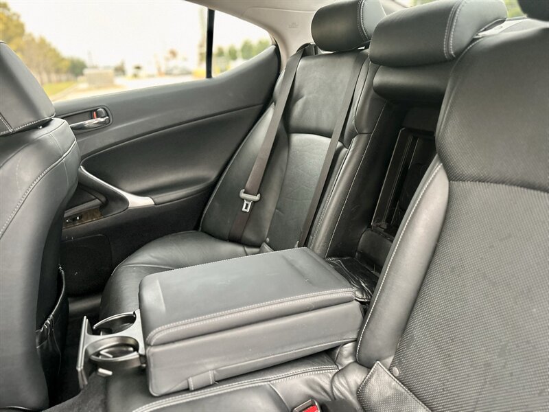 2011 Lexus LEXUS IS 250 SUNROOF 50K LOW MILES SUN FOG LIGHTS YOUTUBE VIDEO   - Photo 45 - Stafford, TX 77477
