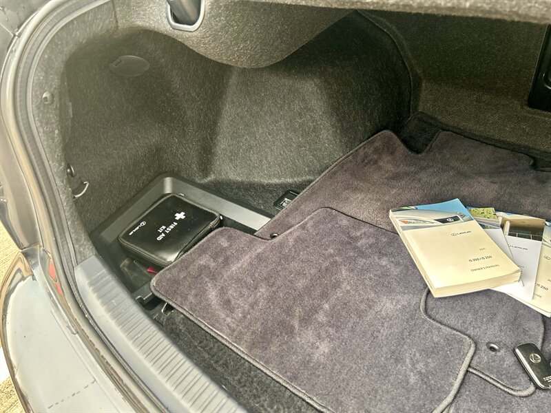 2011 Lexus LEXUS IS 250 SUNROOF 50K LOW MILES SUN FOG LIGHTS YOUTUBE VIDEO   - Photo 53 - Stafford, TX 77477