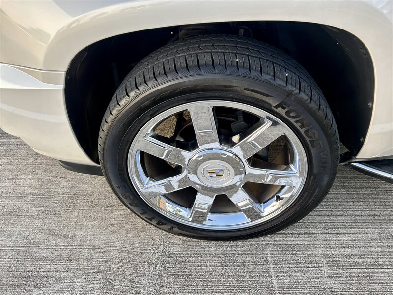 2011 Cadillac CADILLAC ESCALADE LUXURY NAV 86K LOW MILES SUPER NICE  YOUTUBE VIDEO   - Photo 69 - Stafford, TX 77477