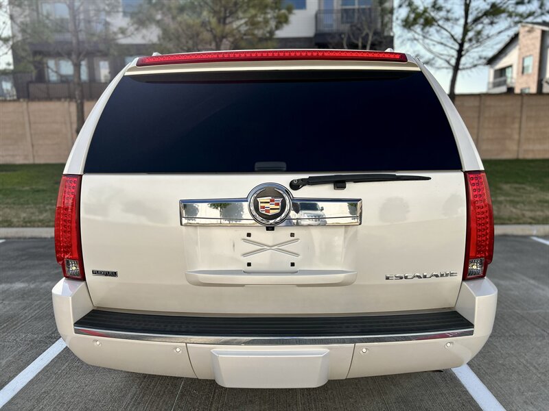 2011 Cadillac CADILLAC ESCALADE LUXURY NAV 86K LOW MILES SUPER NICE  YOUTUBE VIDEO   - Photo 11 - Stafford, TX 77477