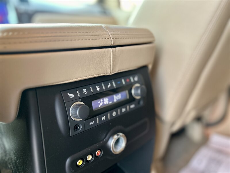 2011 Cadillac CADILLAC ESCALADE LUXURY NAV 86K LOW MILES SUPER NICE  YOUTUBE VIDEO   - Photo 55 - Stafford, TX 77477