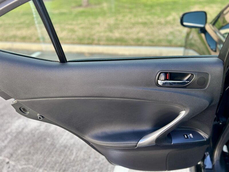 2012 Lexus LEXUS IS 250 F SPORT NAVIGATION HTD SEATS FOG LIGHTS YOU TUBE VIDEO   - Photo 43 - Stafford, TX 77477