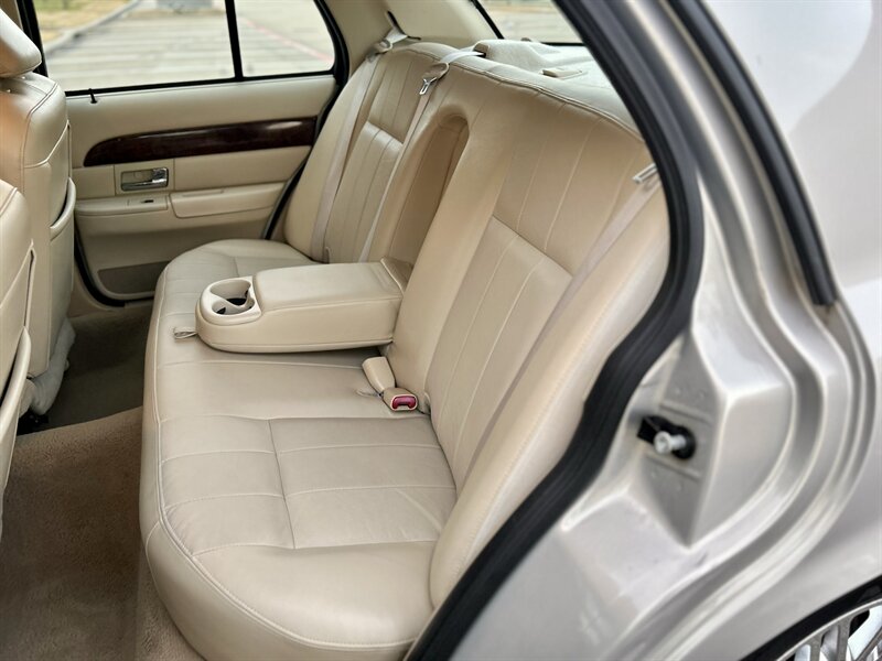 2009 Mercury MERCURY GRAND MARQUIS LS LEATHER WOOD ULTIMATE EDITION YouTube VIDEO   - Photo 39 - Stafford, TX 77477