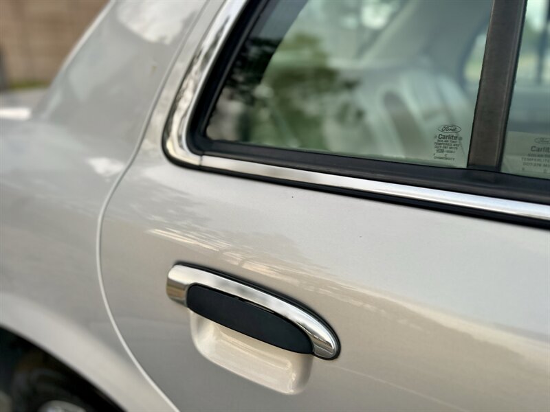 2009 Mercury MERCURY GRAND MARQUIS LS LEATHER WOOD ULTIMATE EDITION YouTube VIDEO   - Photo 56 - Stafford, TX 77477