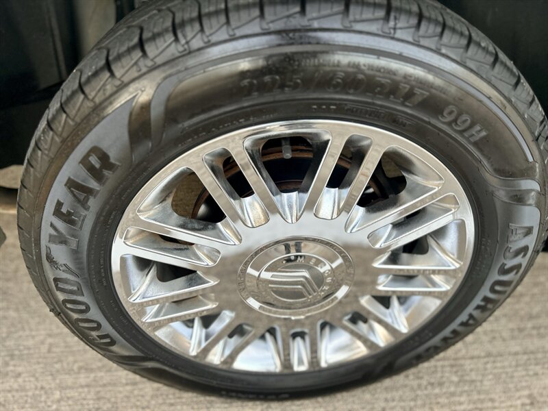 2009 Mercury MERCURY GRAND MARQUIS LS LEATHER WOOD ULTIMATE EDITION YouTube VIDEO   - Photo 74 - Stafford, TX 77477