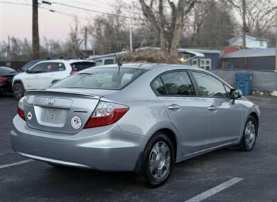 2012 Honda Civic Hybrid - Photo 2 - Colorado Springs, CO 80909