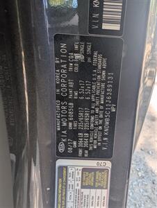 2018 Kia Sedona LX   - Photo 9 - Houston, MO 65483