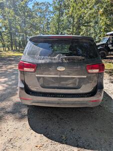 2018 Kia Sedona LX   - Photo 3 - Houston, MO 65483