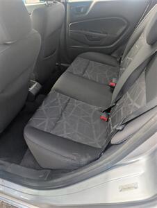 2011 Ford Fiesta SE   - Photo 4 - Houston, MO 65483