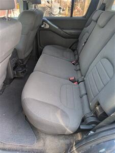 2011 Nissan Pathfinder S   - Photo 6 - Houston, MO 65483