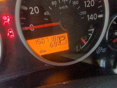 2011 Nissan Pathfinder S   - Photo 10 - Houston, MO 65483