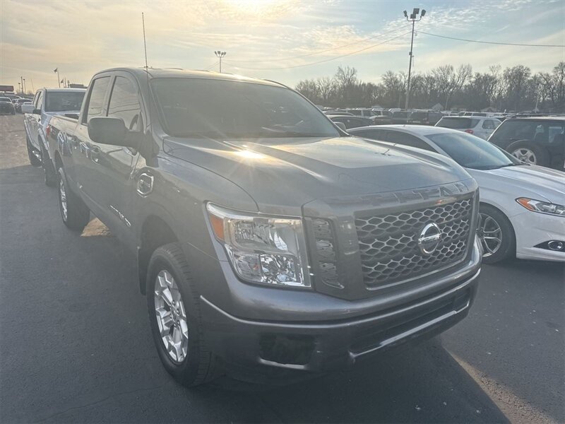 2016 Nissan Titan XD S   - Photo 1 - Houston, MO 65483