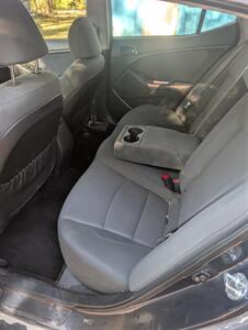 2015 Kia Optima LX   - Photo 5 - Houston, MO 65483