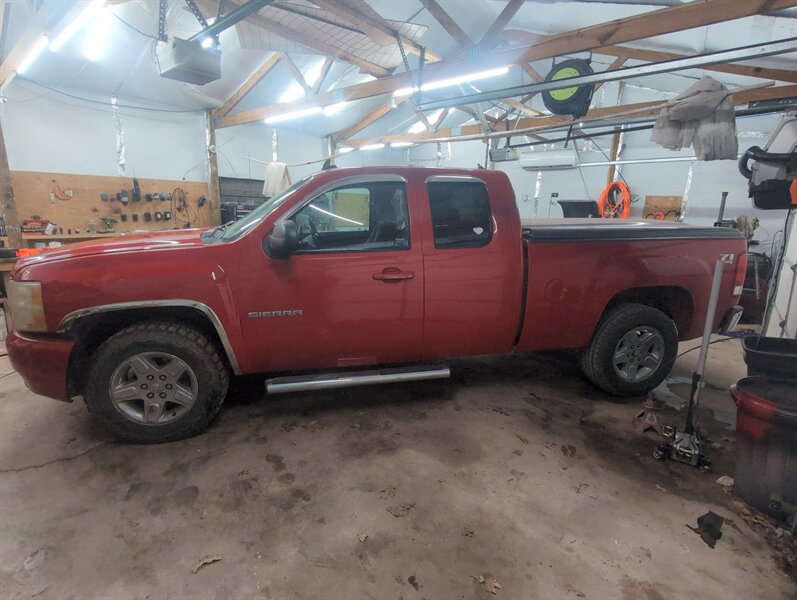 2013 GMC Sierra 1500 SLE - Photo 4 - Houston, MO 65483