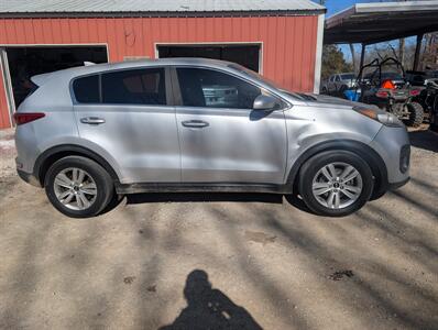 2017 Kia Sportage LX - Photo 2 - Houston, MO 65483