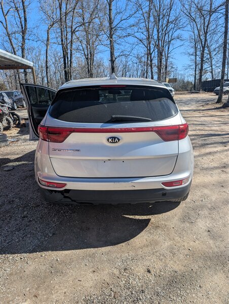 2017 Kia Sportage LX - Photo 3 - Houston, MO 65483