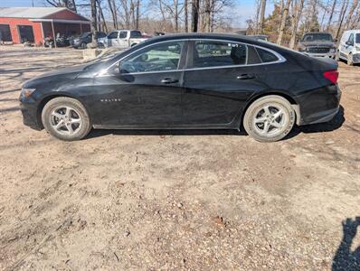 2016 Chevrolet Malibu LS   - Photo 3 - Houston, MO 65483