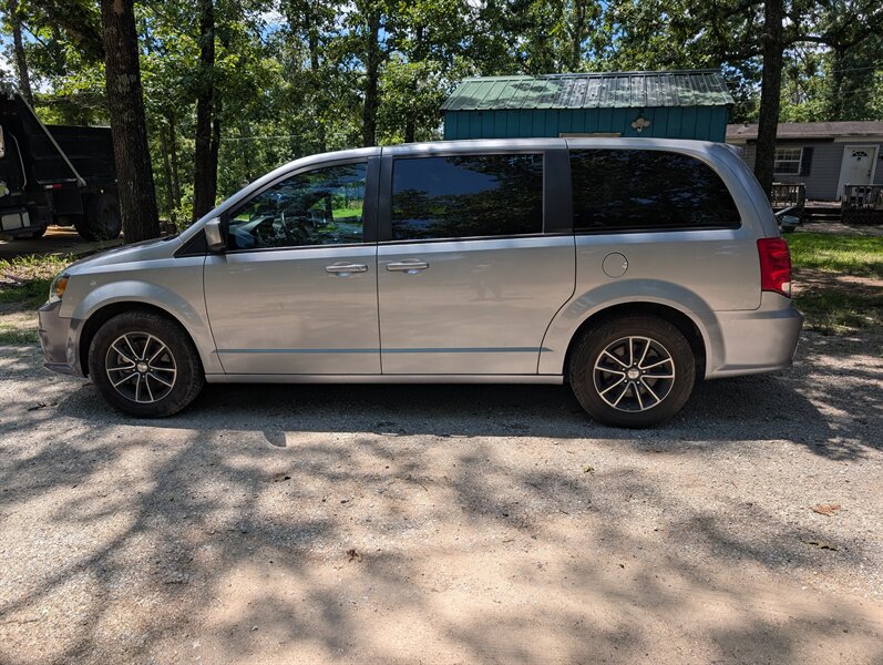 2018 Dodge Grand Caravan SE - Photo 4 - Houston, MO 65483
