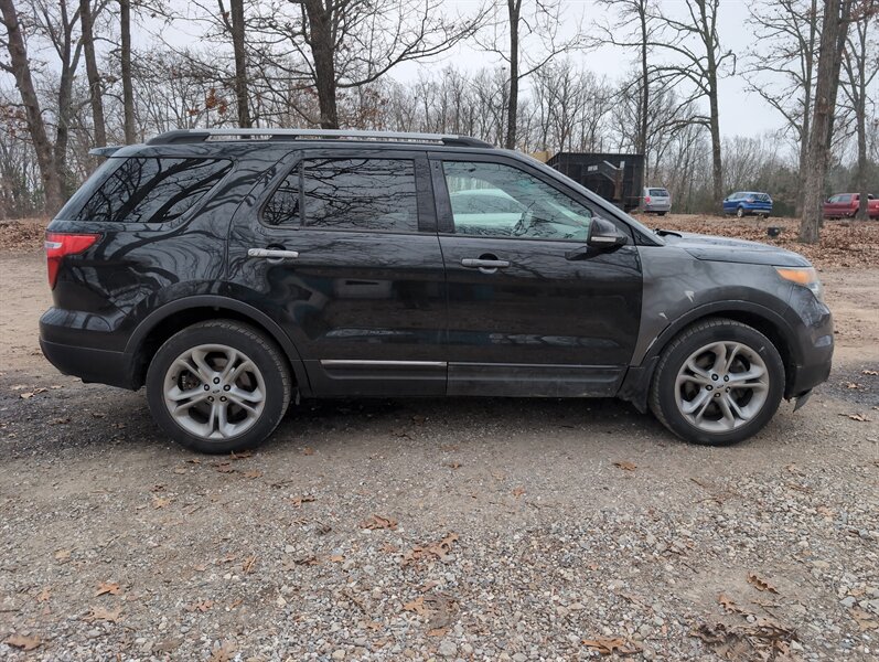 2015 Ford Explorer Limited - Photo 2 - Houston, MO 65483