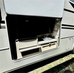 2020 WINNEBAGO INTENT 31P - Photo 13 - Falcon, CO 80831