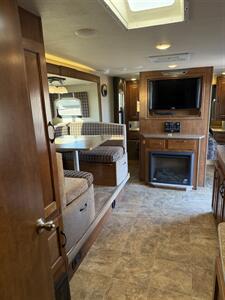 2016 LANCE 2295 - Photo 25 - Falcon, CO 80831