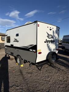 2022 Jayco JAYFLIGHT 154BH SLX - Photo 9 - Falcon, CO 80831