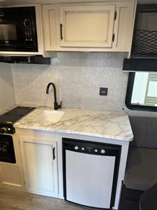 2022 Jayco JAYFLIGHT 154BH SLX - Photo 16 - Falcon, CO 80831