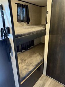 2022 Jayco JAYFLIGHT 154BH SLX - Photo 19 - Falcon, CO 80831