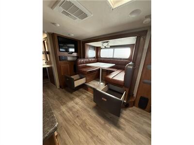 2018 LANCE 2185   - Photo 11 - Galt, CA 95632