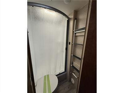 2018 LANCE 2185   - Photo 14 - Galt, CA 95632