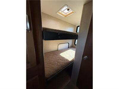 2018 LANCE 2185   - Photo 17 - Galt, CA 95632