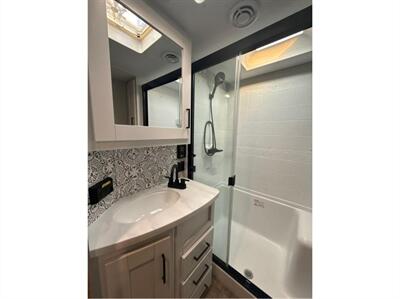 2023 Keystone ARCADIA 293SLRD   - Photo 8 - Galt, CA 95632