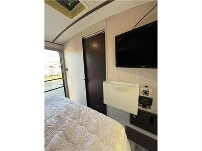 2018 Forest River Surveyor 265RLDS - Photo 19 - Galt, CA 95632