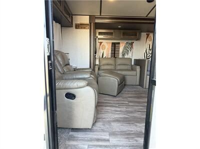 2018 Forest River Surveyor 265RLDS - Photo 18 - Galt, CA 95632