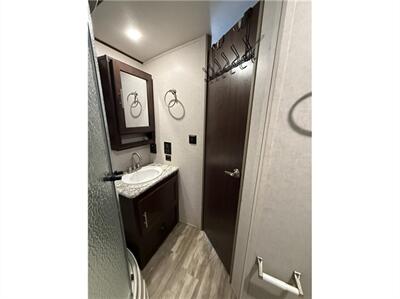 2018 Forest River Surveyor 265RLDS - Photo 8 - Galt, CA 95632