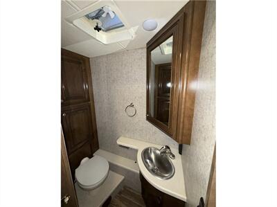 2017 MIRAMAR 34.1   - Photo 13 - Galt, CA 95632