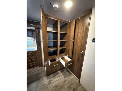 2018 Heartland NORTH TRAIL 27RBDS   - Photo 17 - Galt, CA 95632