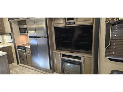 2017 KZ DURANGO GOLD 353RKT   - Photo 13 - Galt, CA 95632