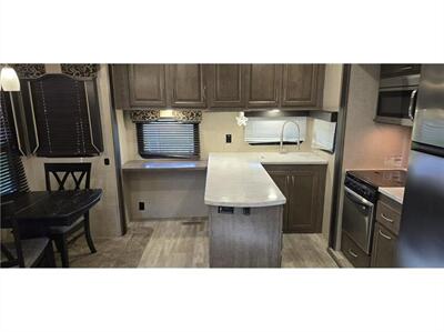 2017 KZ DURANGO GOLD 353RKT   - Photo 10 - Galt, CA 95632