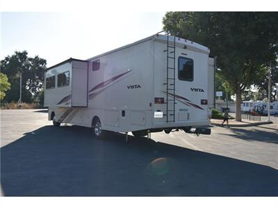 2018 Winnebago VISTA 32Y - Photo 4 - Galt, CA 95632