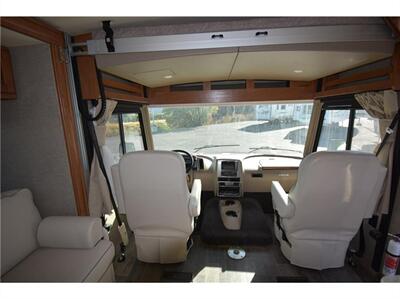2018 Winnebago VISTA 32Y - Photo 6 - Galt, CA 95632